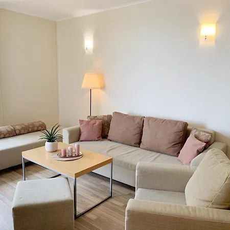 Apartman Beachfront Sea View & 5 Swimming Pools