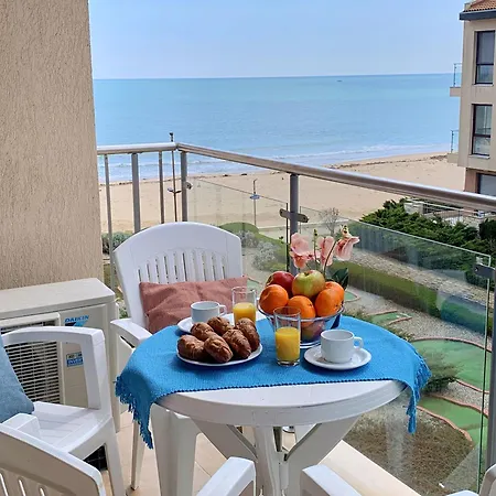 Beachfront Sea View & 5 Swimming Pools * Обзор