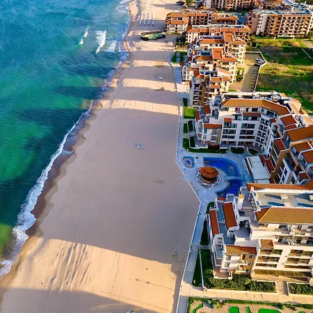 Apartman Beachfront Sea View & 5 Swimming Pools