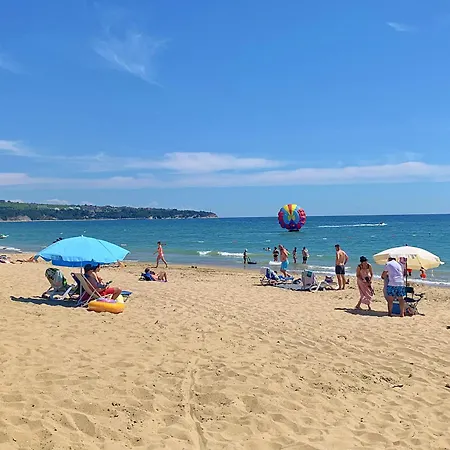Apartman Beachfront Sea View & 5 Swimming Pools Obzor