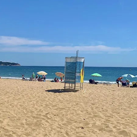 Apartman Beachfront Sea View & 5 Swimming Pools Obzor
