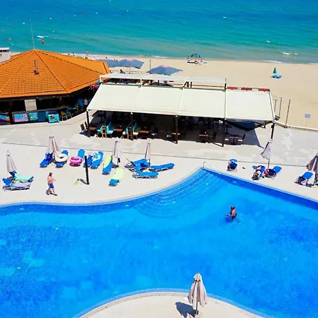 Apartman Beachfront Sea View & 5 Swimming Pools
